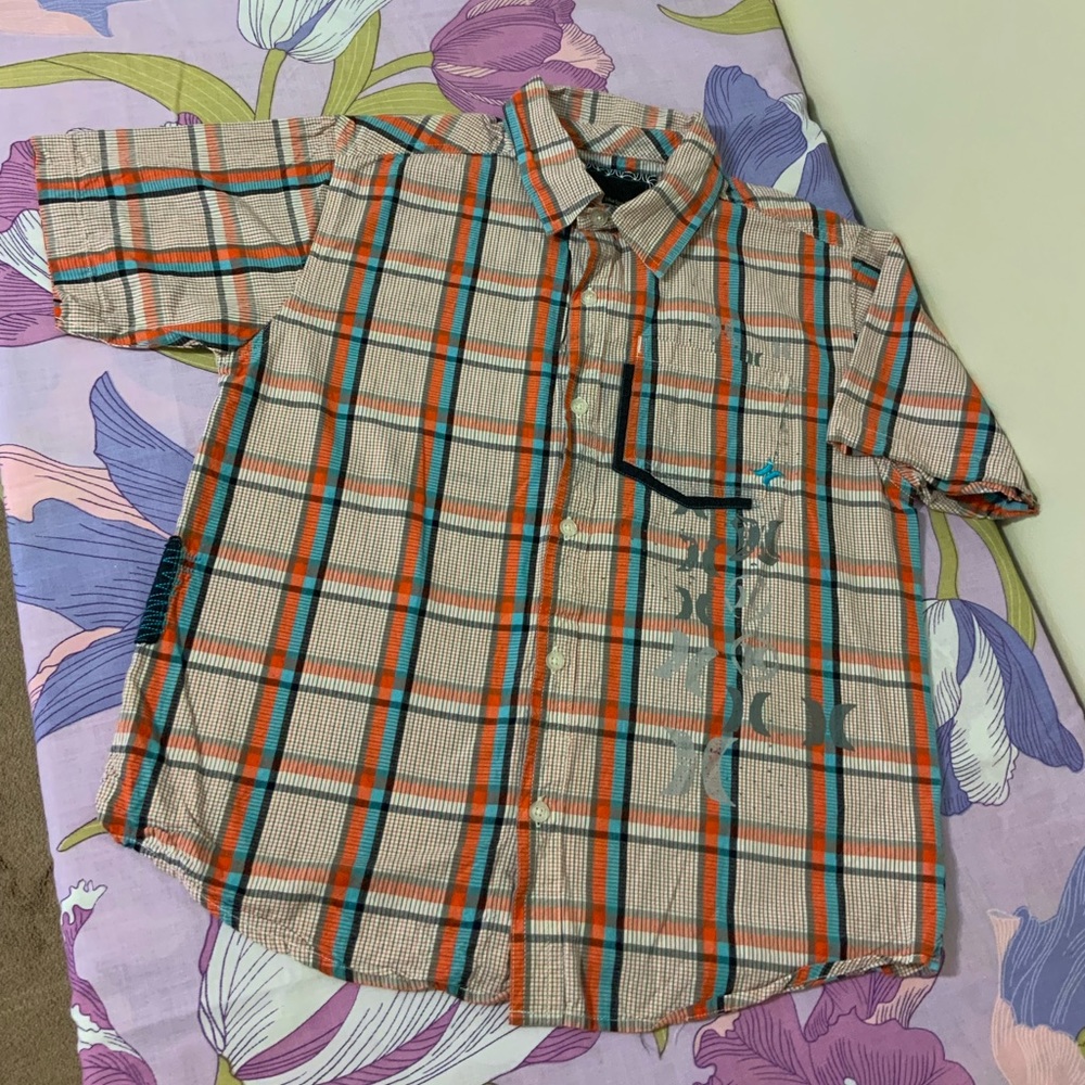 EUC Hurley Boy’s  Button UP Plaid Shirt Black Blue Orange